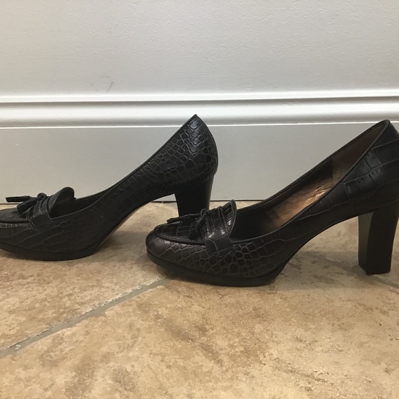 LOFT Crocodile High Heeled Loafer Style Shoes NWOT - Picture 3 of 7